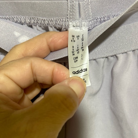 Athletic shorts - Picture 2 of 2